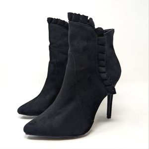 JustFab "Latrice" Black Faux Suede Ruffled High Heeled Booties Size 9.5